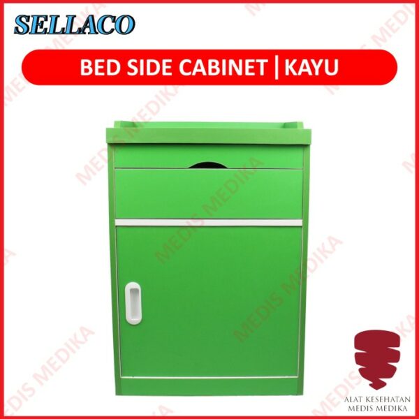 Bed Side Kayu Kabinet 3 Pintu Sella Lemari Baju Pasien Cabinet