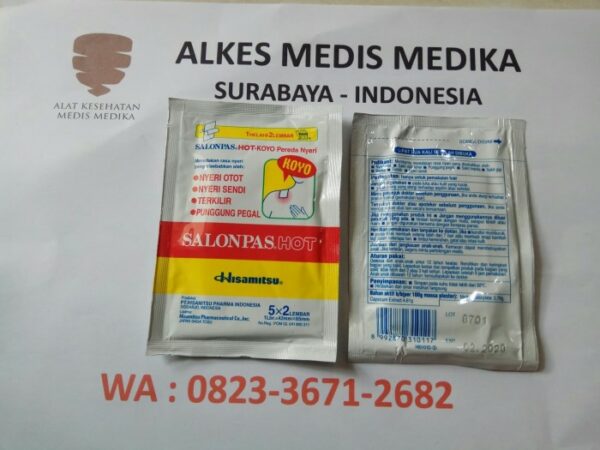 Salonpas Hot Koyo Pereda Nyeri Otot  Pegal Isi 10 Lembar 42 mm X 65 mm